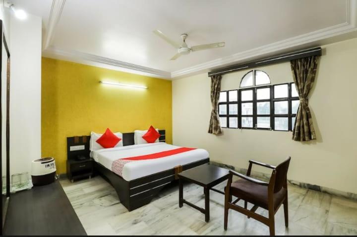 Hotel Asopalav Ambaji Εξωτερικό φωτογραφία