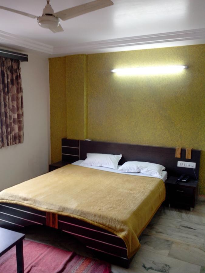 Hotel Asopalav Ambaji Εξωτερικό φωτογραφία